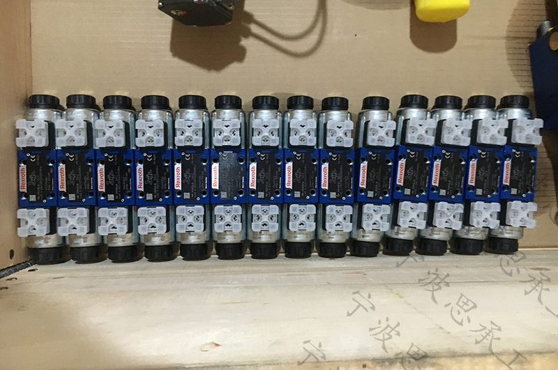 rexroth电磁阀型号4WE6D6X/OFEG220N9K4