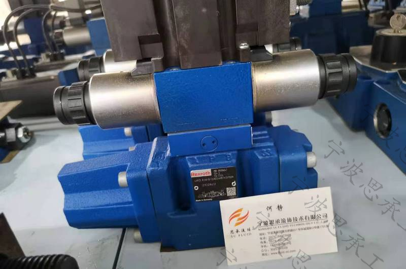 力士乐比例方向阀4WRLE16V200M-4X/MPT/24A1